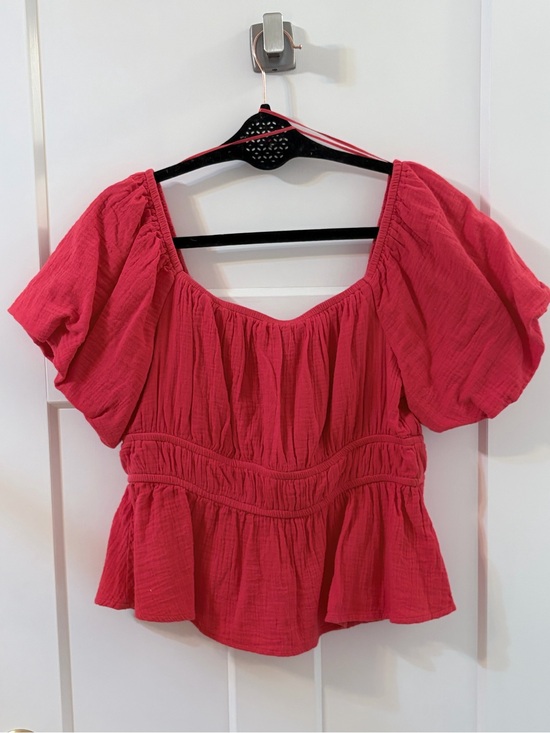 Tops - Women’s Puff Sleeve Smocked Peplum Top - red